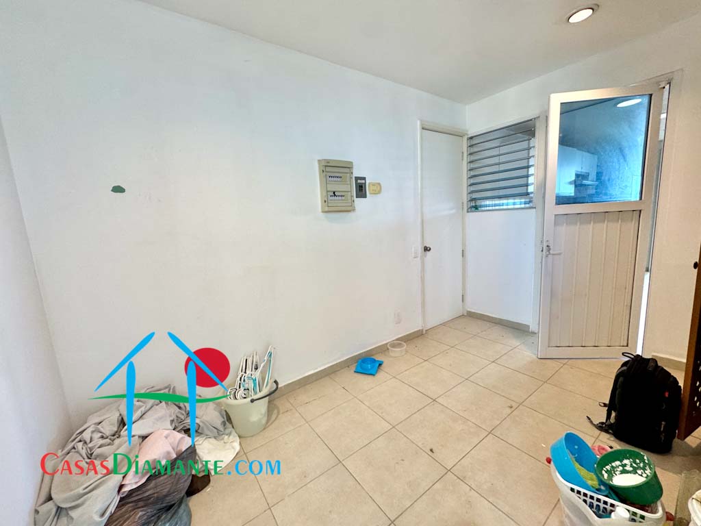 La Jolla Poniente 901 - Cuarto de servicio 2